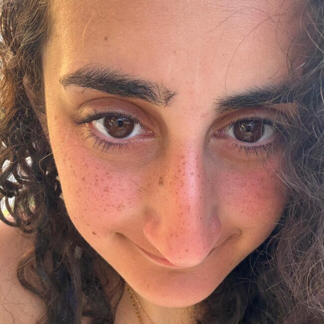 Babysitter in Nanterre: Cathy