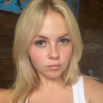 Babysitter Peacehaven: Lilly