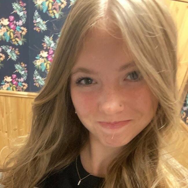 Babysitter in Brossard: Marie-Flore