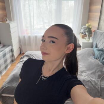 Aukle Rīga: Milana