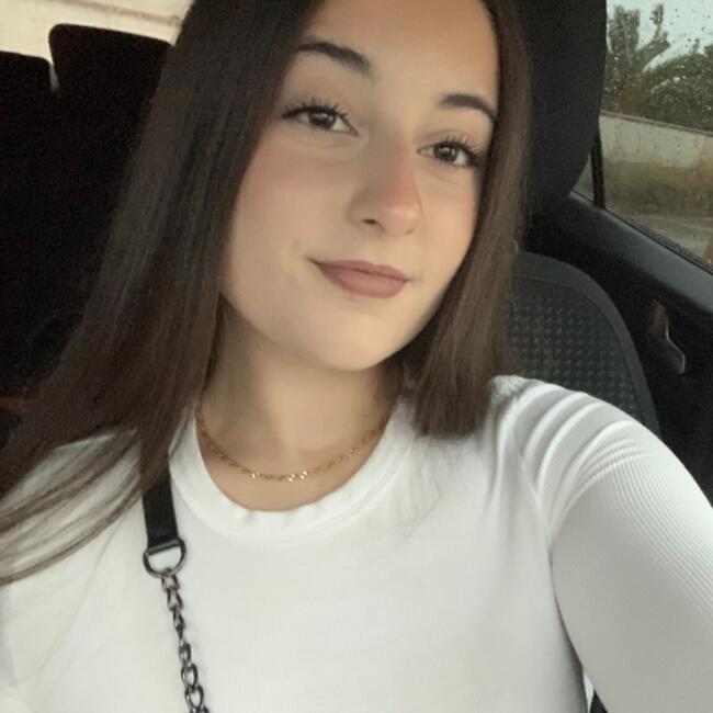 Canguro en Chiclana: Laura