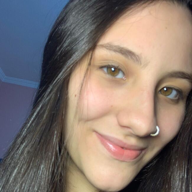 Babysitter em Porto: Livia