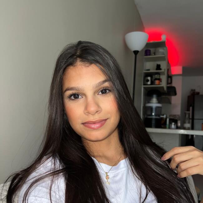 Babysitting job in Santiago de Cali: Erika