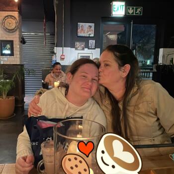 Babysitter in Bloubergstrand: Robyn