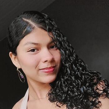 Babysitter in Abaetetuba: Beatriz