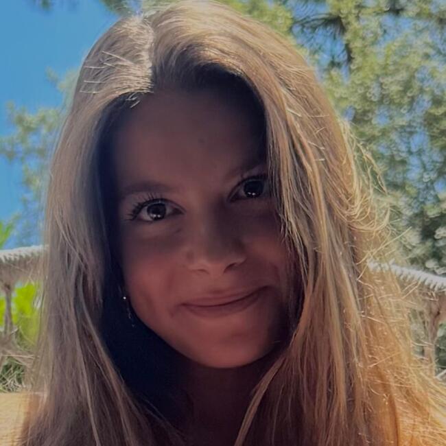 Babysitter in Gujan-Mestras: Ninon