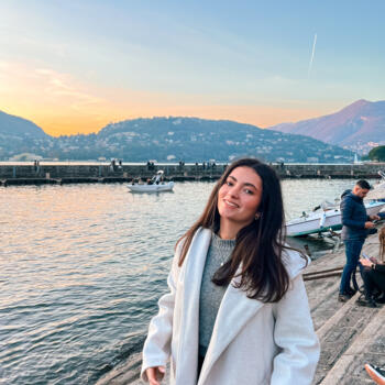 Babysitter em Faro: Sofia