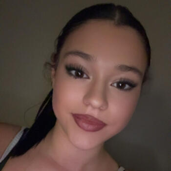 Babysitter in Carhaix-Plouguer: Allyssa