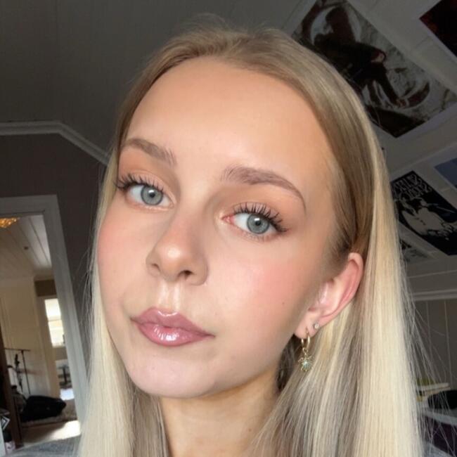 Babysitter in Kongsberg: Nathalia