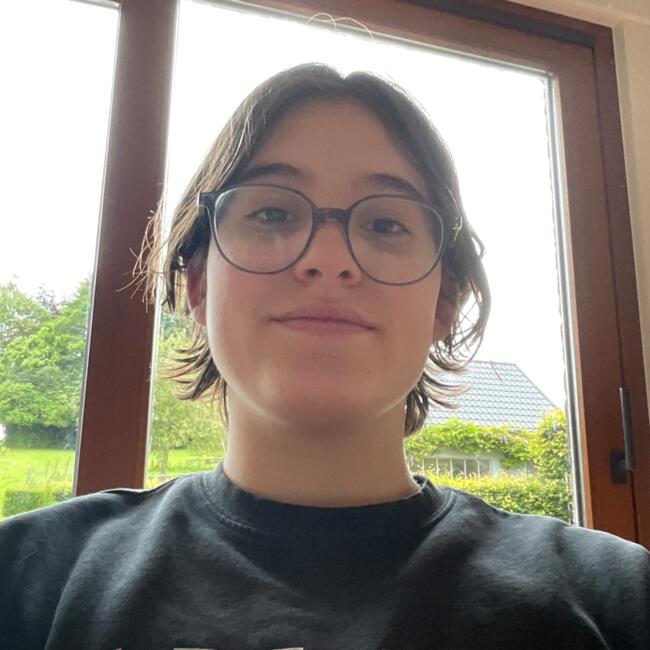 Babysitter in Tervuren: Elena