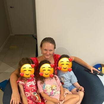 Babysitter in Brisbane: Heather