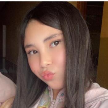 Babysitter in Orange: Nissrine