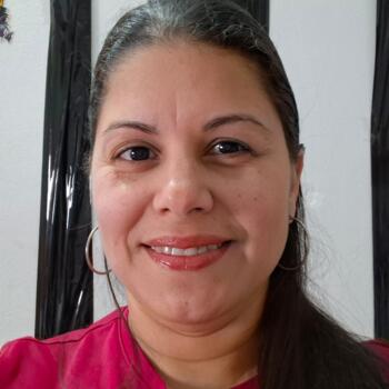 Niñera González Catán: María Gabriela