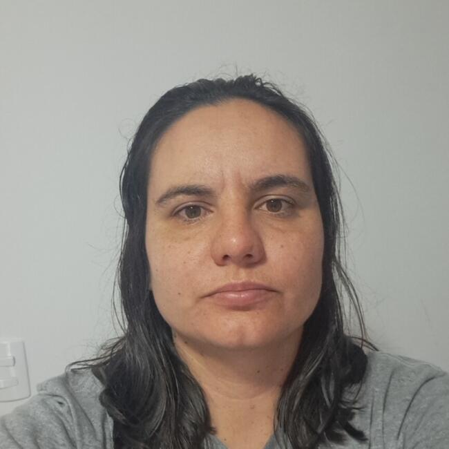 Babysitter in Curitiba: Ana Caroline