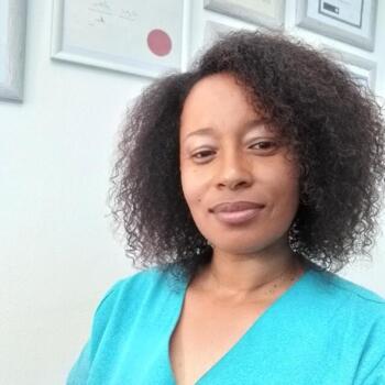 Babysitter Randburg: Hillary