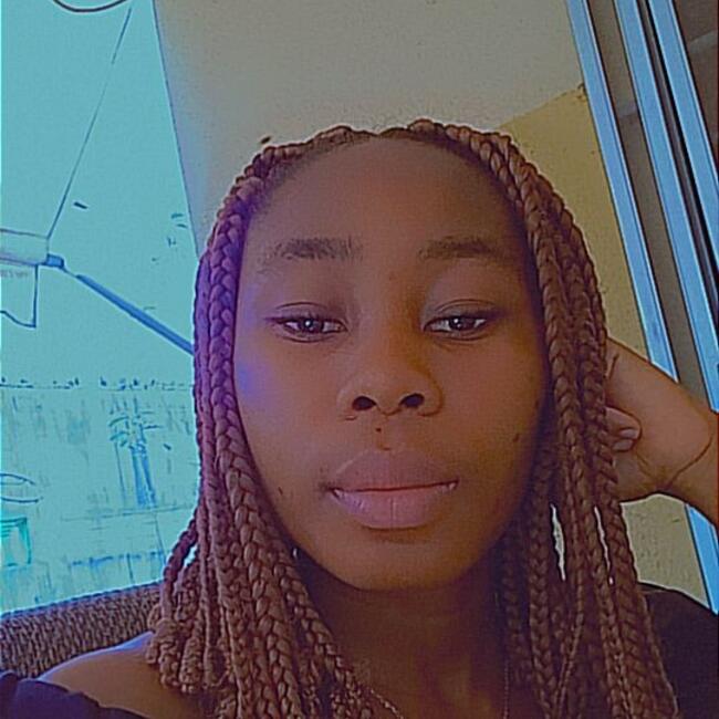 Babysitter in Montpellier: Carine