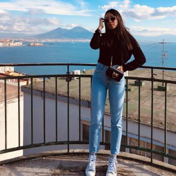 Babysitter a Napoli: Giulia