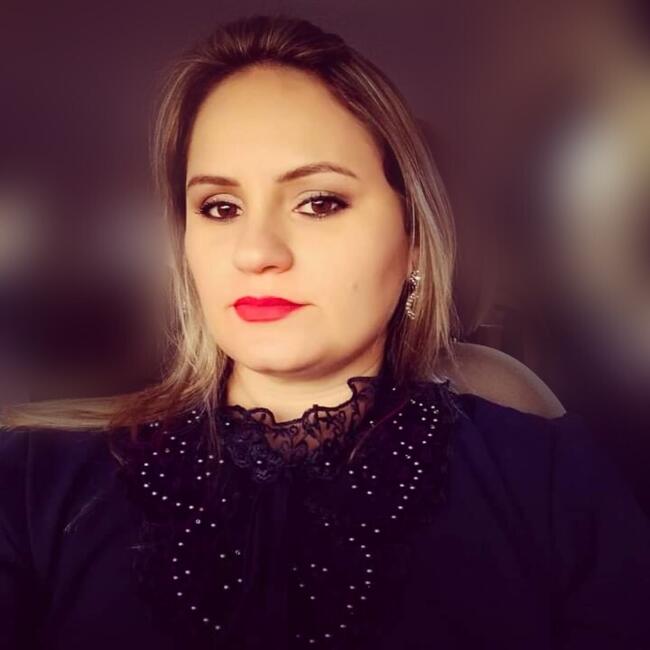 Babysitter in Londrina: Vanessa