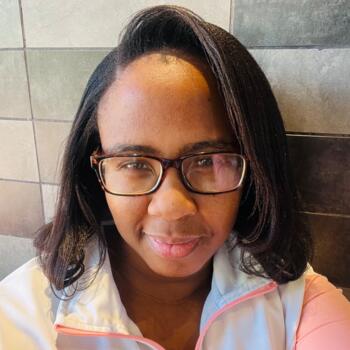 Babysitter in Akasia: Dimpho