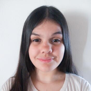 Niñera en San Fernando: Mia