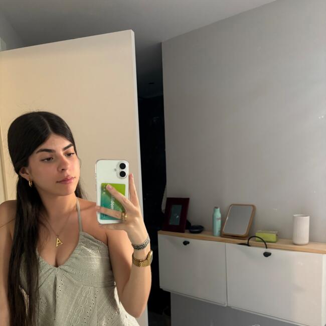 Babysitter in Terrassa: Ainoa