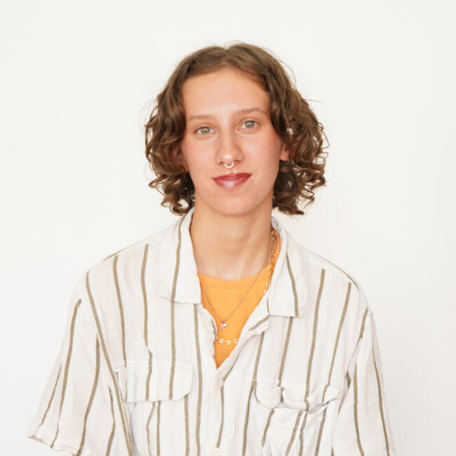 Babysitter in Paris: Anaïs