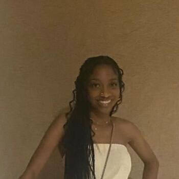 Babysitter in Hoover (Alabama): Tia