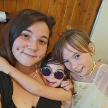 Baby-sitter Manage: Alexandra