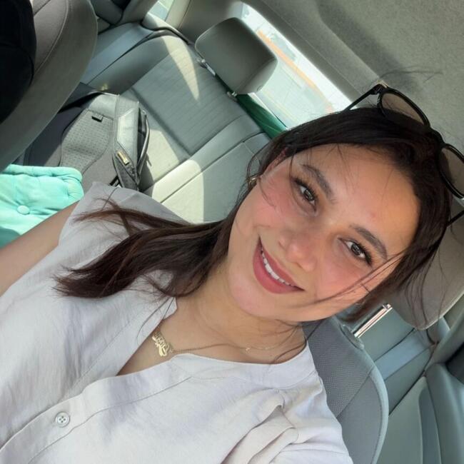 Babysitter a Casalnuovo di Napoli: Imane