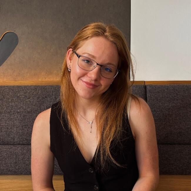 Babysitter in Prague: Veronika