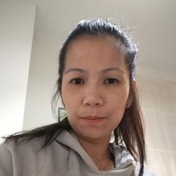 Babysitter Dubai: Marie grace