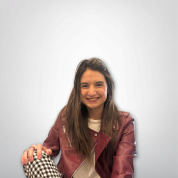 Babysitter in Madrid: Mariana