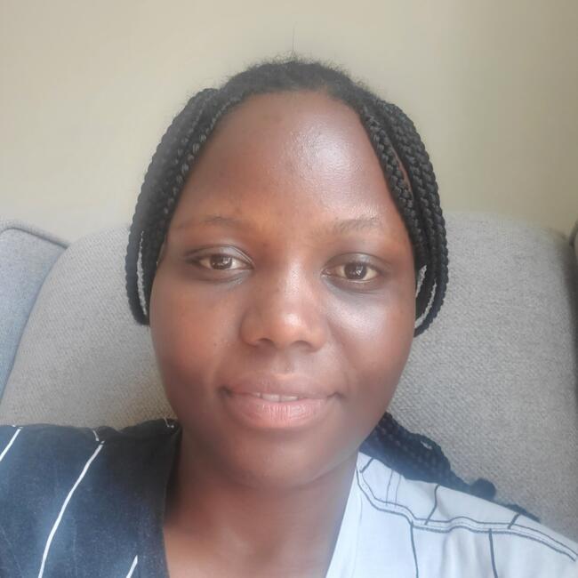 Babysitter in Dubai: Ruth