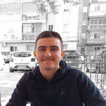 Canguro en Málaga: Alejandro