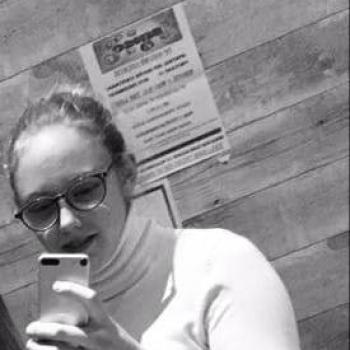 Babysitter in Sint-Niklaas: Emel