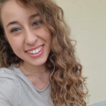 Babysitting job in Cerreto Guidi: babysitting job Irene