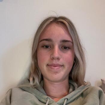Babysitter in Masterton: Melissa