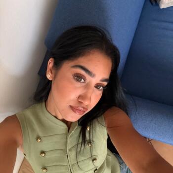 Babysitter a Milano: Samia