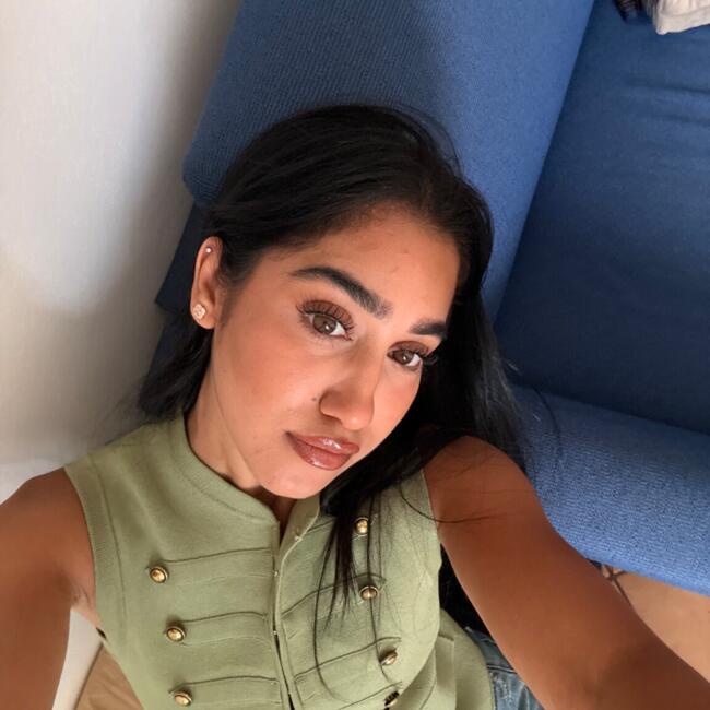 Babysitter a Milano: Samia