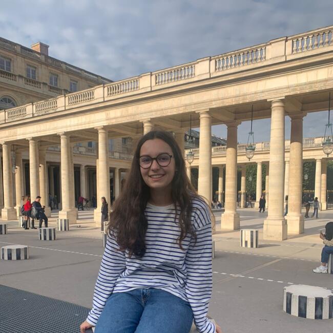 Babysitter in Beauvais: Lucie