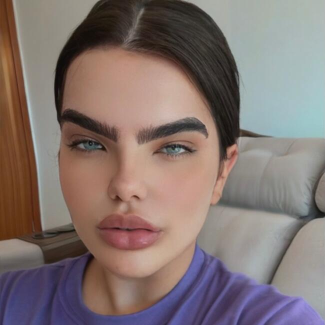 Emprego de babá em Santa Luzia: Jéssyca