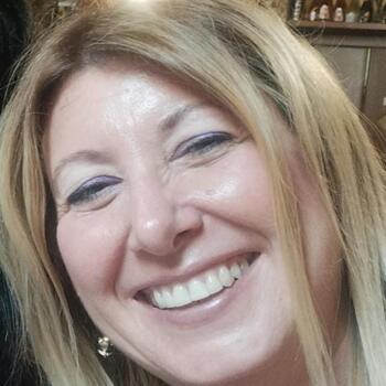 Babysitter Salerno: Alberta