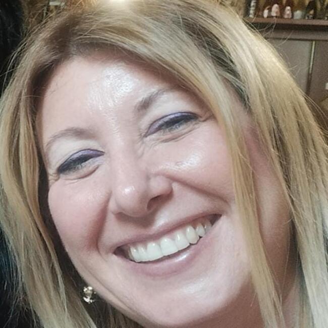 Babysitter in Salerno: Alberta