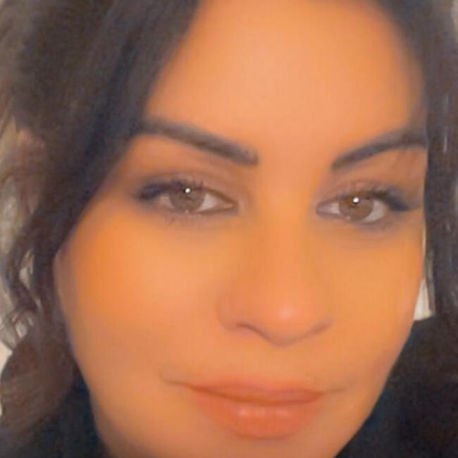 Babysitter in Saint-Cyr-l'École: Boutaina