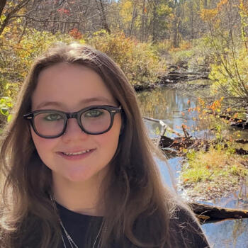 Babysitter in Minneapolis: Veronica
