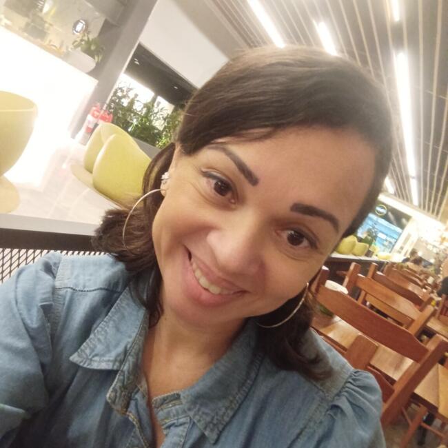 Babá em Natal: Raphaella