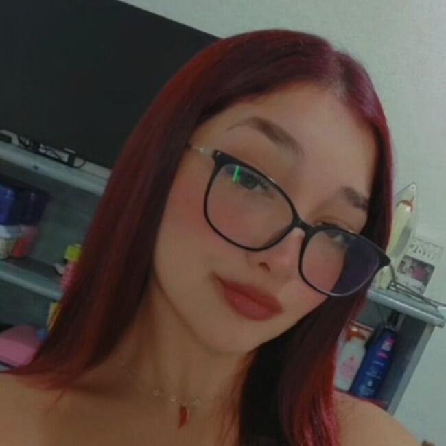 Babysitter in Caçapava: Yasmim