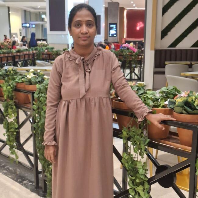 Babysitter in Coimbatore: Buvaneshwari