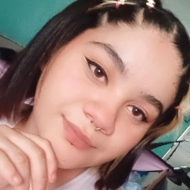 Babysitter in Fraccionamiento Colinas del Sol: ELUNEY