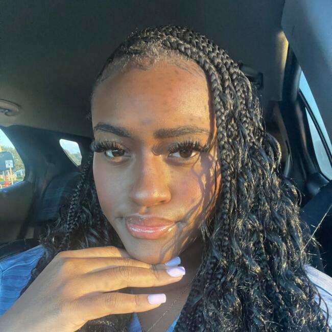 Babysitter in Miramar: Jade